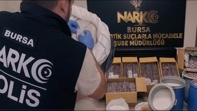 Bursa'da narkotik darbesi: 300 bin adet uyuturucu hap ele geirildi