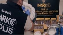 Bursa'da narkotik darbesi: 300 bin adet uyuturucu hap ele geirildi