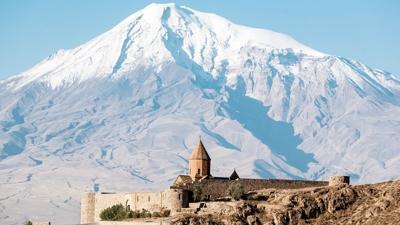 Ar'da dalarn glgesinde bir yolculuk