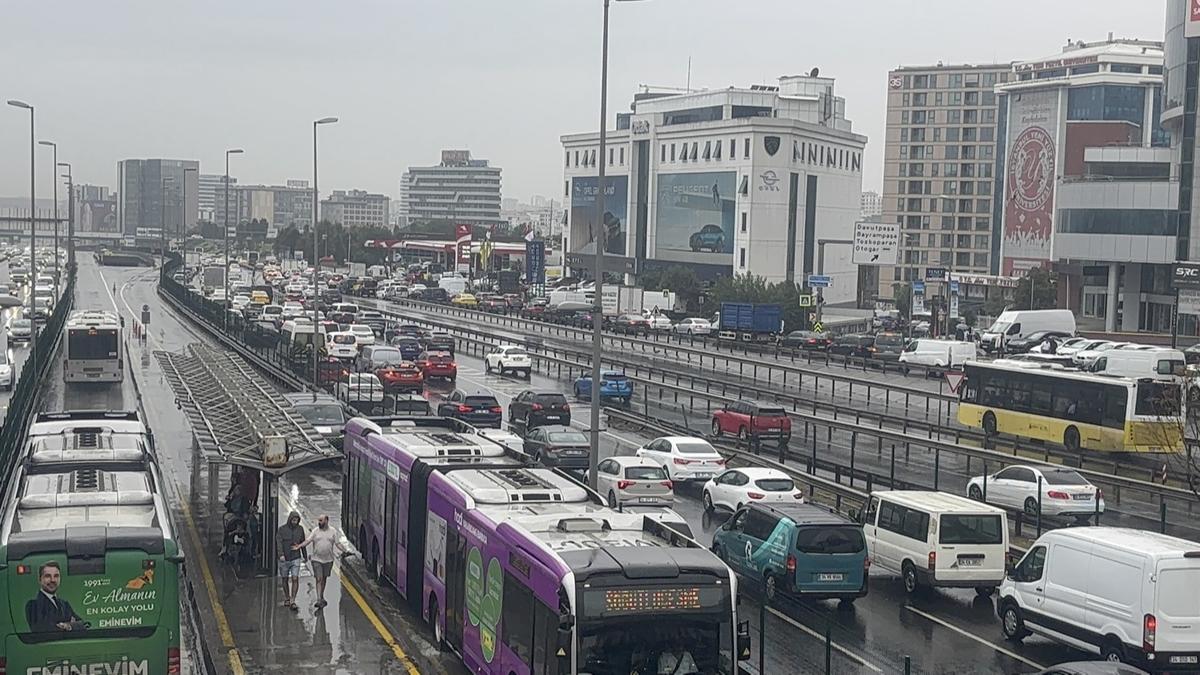 istanbul trafik younluk fotoraflar resimleri