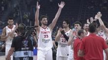 12 Dev Adam, EuroBasket'te 16 yl sonra eyrek finale ykseldi