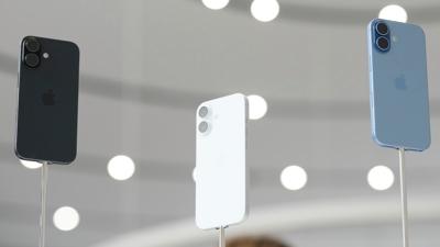 Apple, yeni iPhone 17'yi tantt