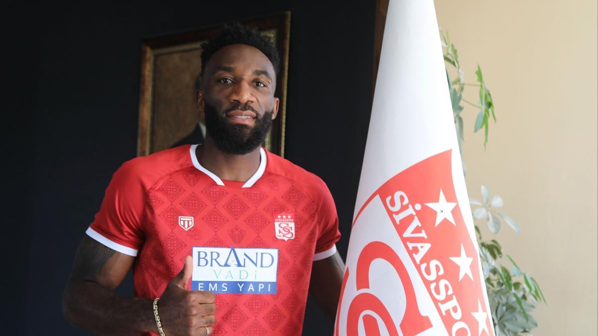 Aaron Appindangoye Sivasspor Transfer fotoraflar resimleri