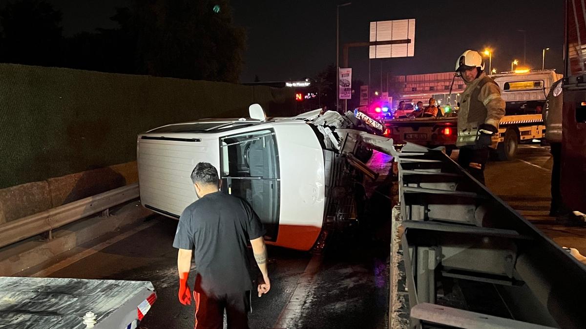 Fatih Ayvansaray E-5 Minis Trafik kazas fotoraflar resimleri
