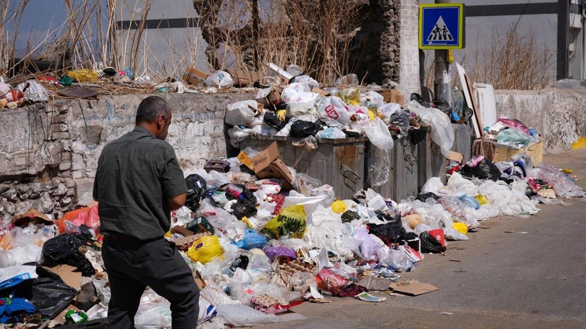 izmir p sorunu karyaka pleri konak kt koku fotoraflar resimleri