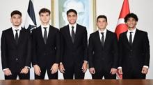 Beikta'ta 5 imza birden