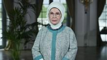 Emine Erdoan: nsanl yeniden ayaa kaldracak yegane g eitimdir