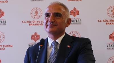 Bakan Ersoy bizzat duyurdu: 100 bine yakn eser tand
