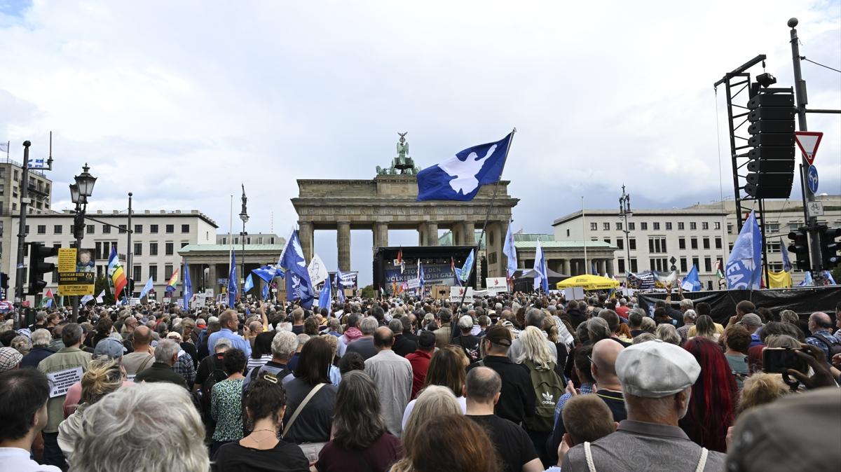 almanya berlin israil gazze soykrm fotoraflar resimleri