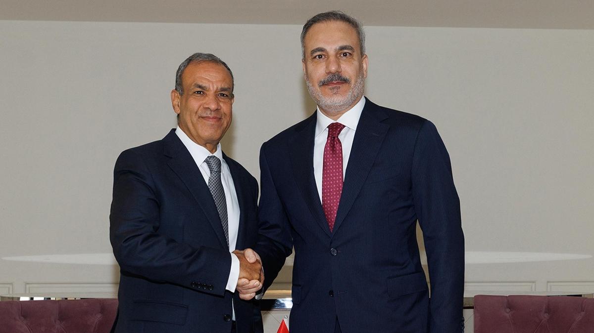 Msr Katar zirvesi srail saldrs yant Arap slam temas fotoraflar resimleri