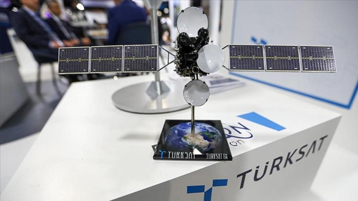 Trksat Model Uydu Yarmas Teknolojik Bamszlk AR-GE Projesi fotoraflar resimleri