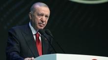 Bakan Erdoan, vefat eden badanman Hamdi Kl'n cenaze trenine katlyor