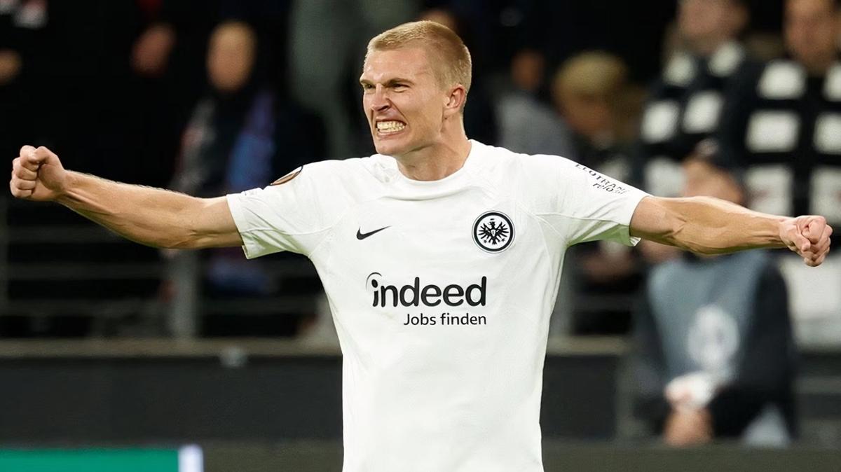 Rasmus Kristensen eintracht frankfurt ampiyonlar ligi fotoraflar resimleri