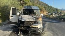 Marmaris'te turistleri tayan minibs alev ald