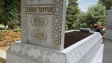 MHP Genel Bakan Baheli Ferdi Tayfur'un kabrini yaptrd