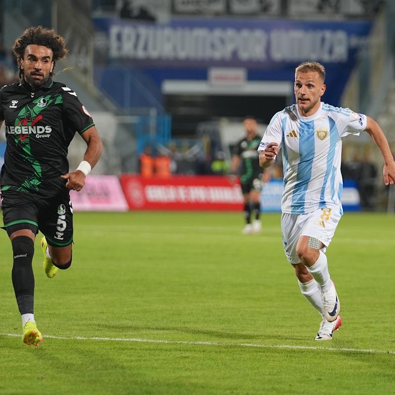 Erzurumspor ile Sakaryaspor puanlar� payla�t�