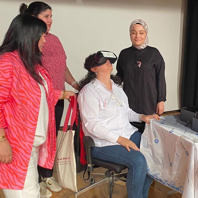 Meme kanseri tehisinde yeni kolaylk: Kendi kendine muayene dnemi balyor