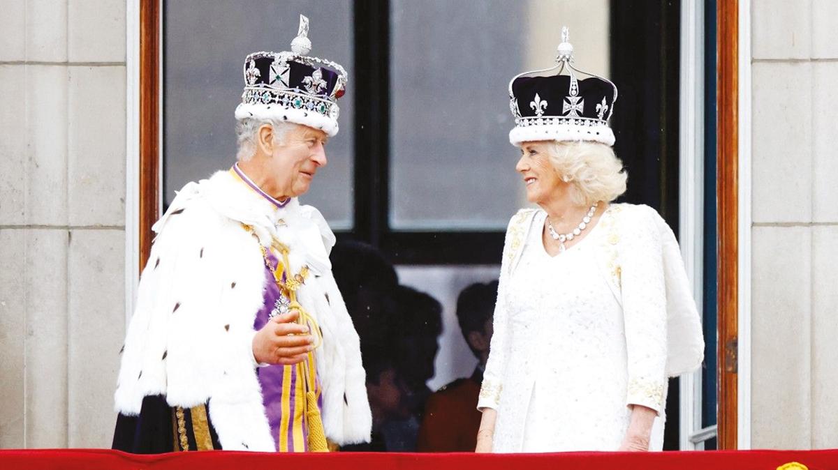 ingiltere kral charles kralie camilla evlilik ta fotoraflar resimleri