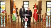 Bakan Gler, Nijerli mevkida ile grt