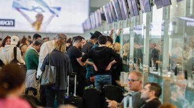 srail'den byk kopu! 79 bin kii terk etti