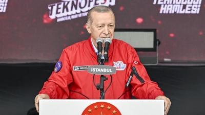 Bakan Erdoan'dan TEKNOFEST'e davet: Atatrk Havaliman'nda olacam