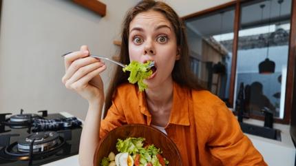 Et yemeyen kanser mi oluyor? Et yememek mide kanserini tetikler mi?