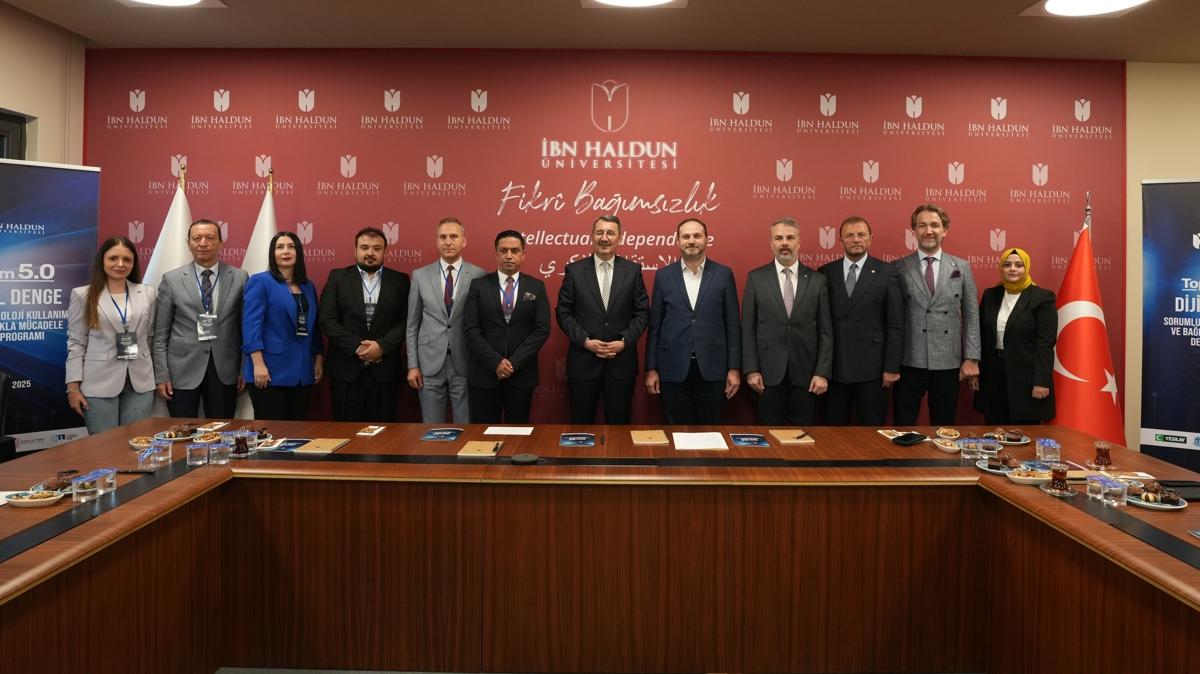ibn haldun universitesi yesilay toplum 50 fotoraflar resimleri