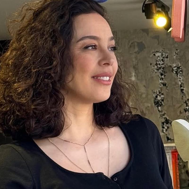 Azra Akn estetik iddialarna cevap verdi lk kez konutu!
