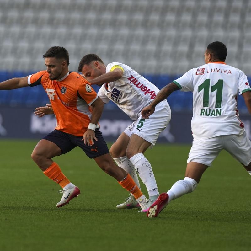 Baakehir-Alanyaspor manda puanlar paylald