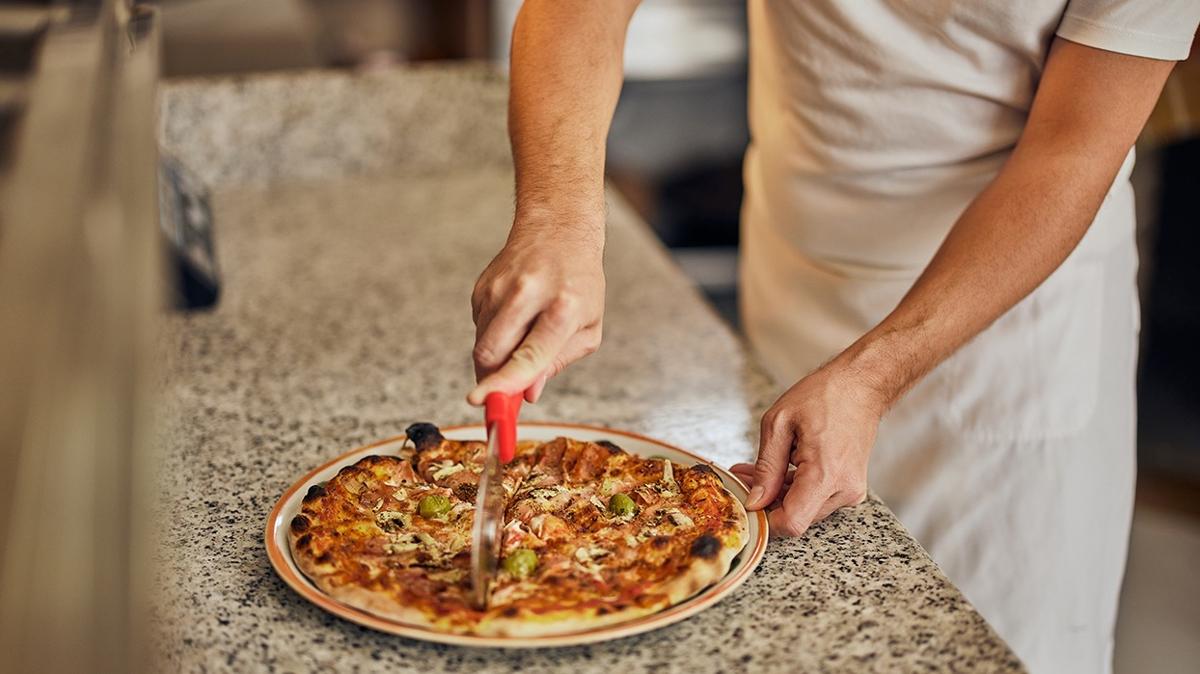 pizza evde pizza yapm pizza yaplrken dikkat edilmesi gerekenler fotoraflar resimleri