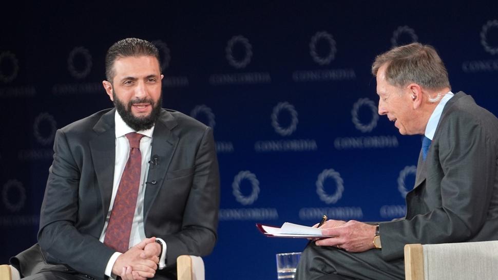Bana dl koyduu ara ile rportaj yapt! CIA efi ile dikkat eken diyalog