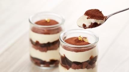 Spoonful tarifi trend oldu! Yiyen baylyor! ay saatine en kolay tatl