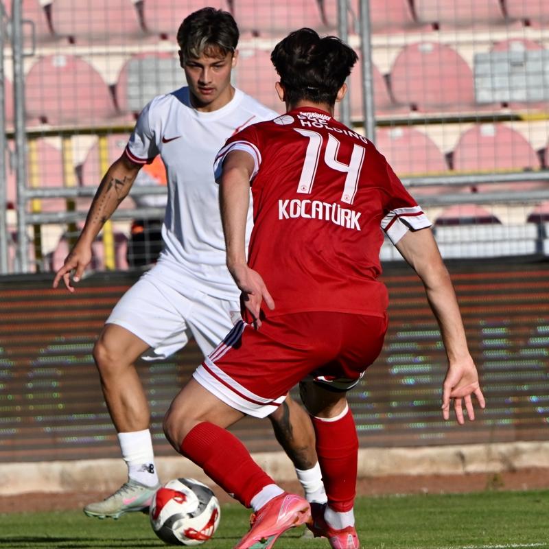 �mraniyespor deplasmanda tek golle kazand�