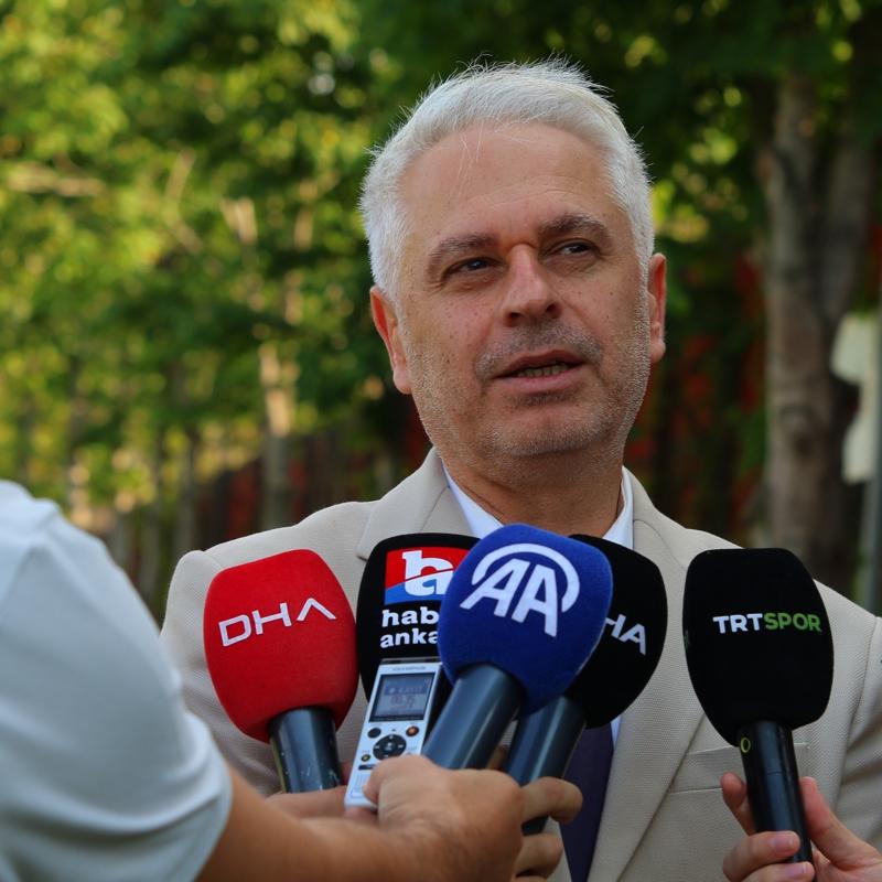 Ali Ekber Dzgn'den transfer aklamas: 9 kiilik ekip vurgusu