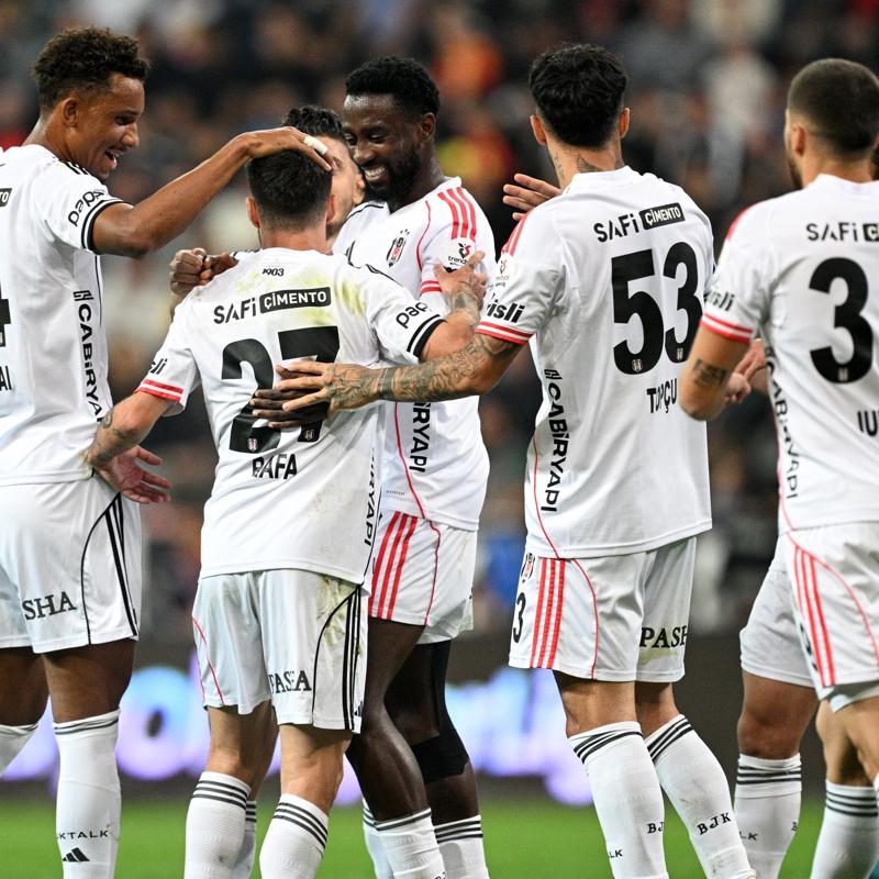 Rafa Silva'dan bu sezon bir ilk!