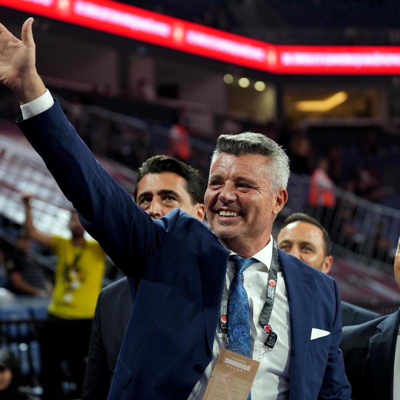 Sadettin Saran, Fenerbahe Beko - Beikta man takip etti