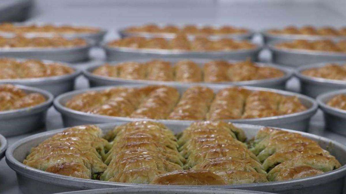 baklava taklit tai fotoraflar resimleri