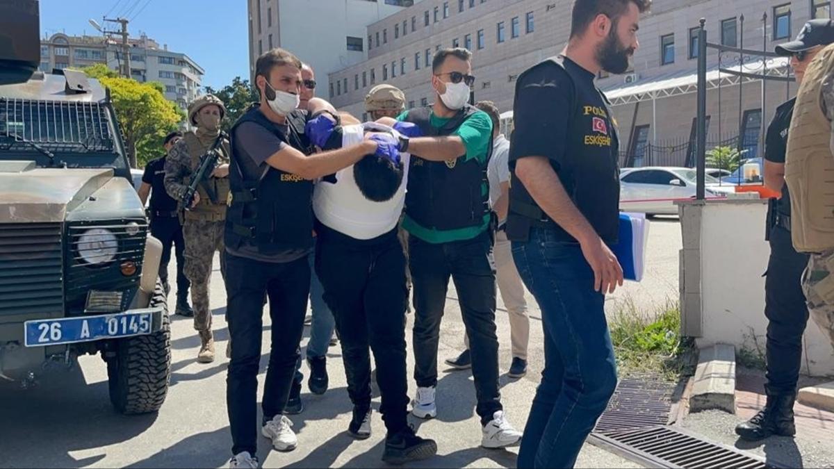 Neo-Nazi  Eskiehir  Arda Kkyetim fotoraflar resimleri
