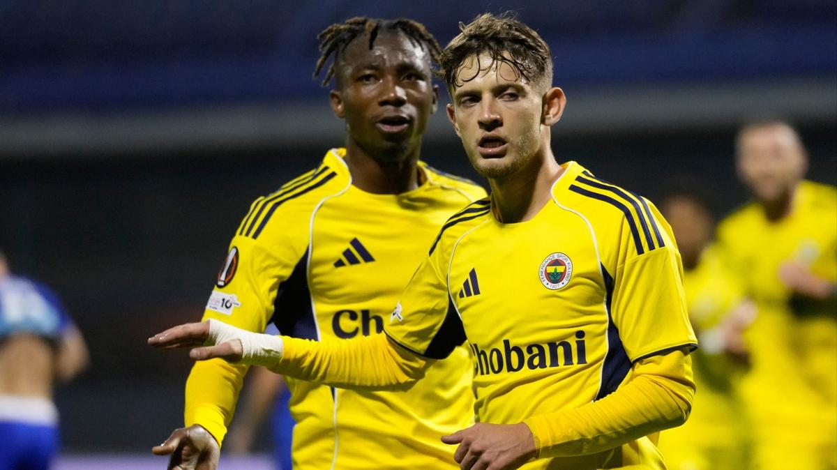 fenerbahe sebastian szymanski dinamo zagreb fotoraflar resimleri
