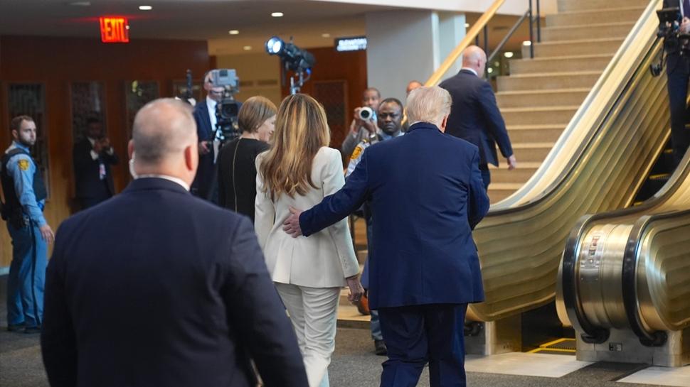 Trump soruturma talep etti: Bu tesadf deil sabotaj