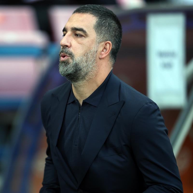 Arda Turan'dan Sergio Busquets'e veda!