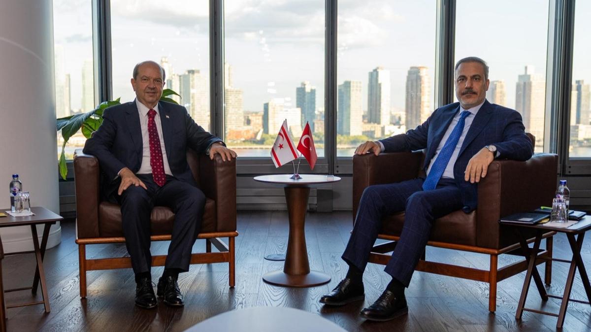 Hakan Fidan  Ersin Tatar  KKTC fotoraflar resimleri