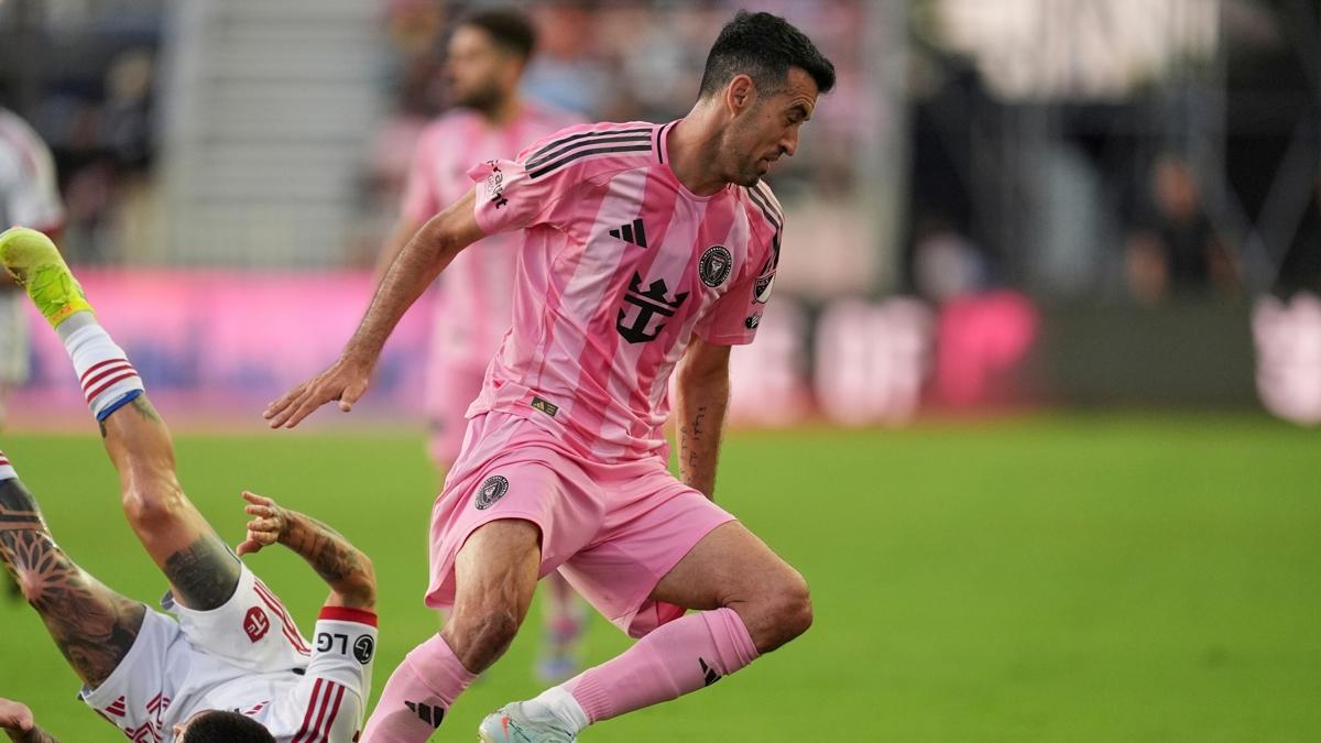 Sergio Busquets Antrenr Emeklilik fotoraflar resimleri