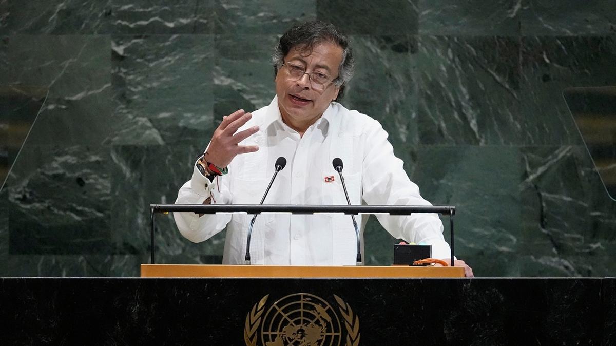 Gustavo Petro trump abd bm fotoraflar resimleri