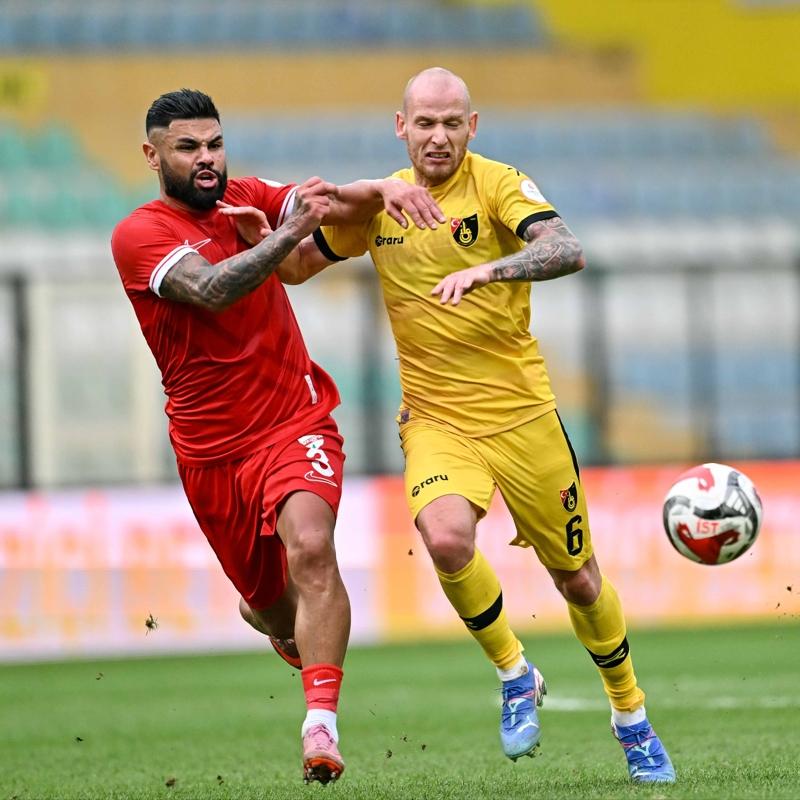 �stanbulspor-Boluspor ma��nda kazanan ��kmad�