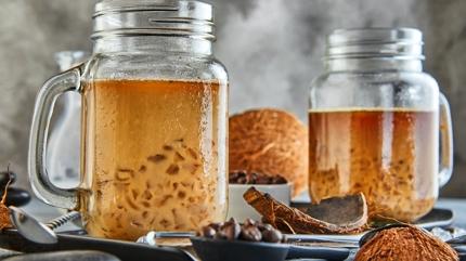 Her sabah a karnna tarnl su imek zayflatr m, yoksa mideye zarar m?