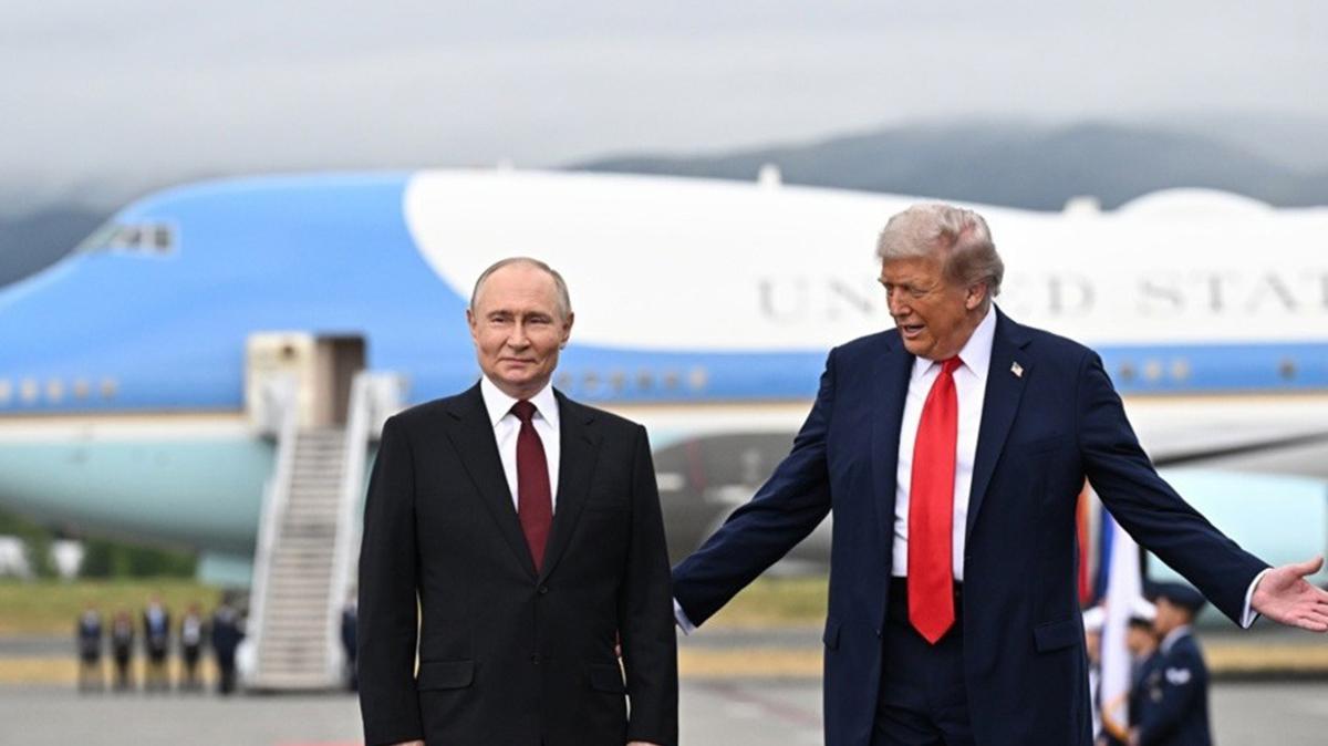 trump putin moskova abd fotoraflar resimleri