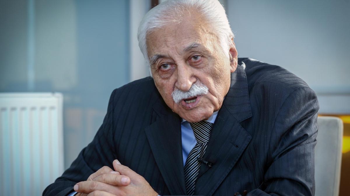 Yavuz Blent Bakiler Yavuz Blent Bakilerin iirleri Yavuz Blent Bakiler vefat fotoraflar resimleri