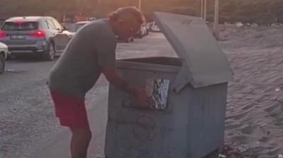 Yapt resimleri pe atyor, koleksiyonerleri plk plk dolatryor