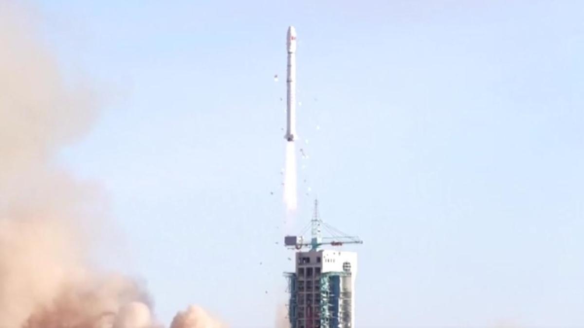 in Uydu  Uzay Teknolojisi  yan Snf fotoraflar resimleri